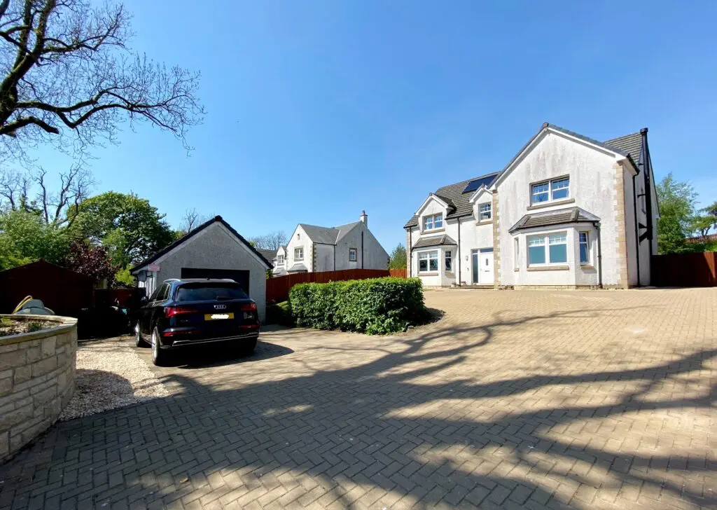 3 Ashfield Carnbo near Kinross KY13 0NX