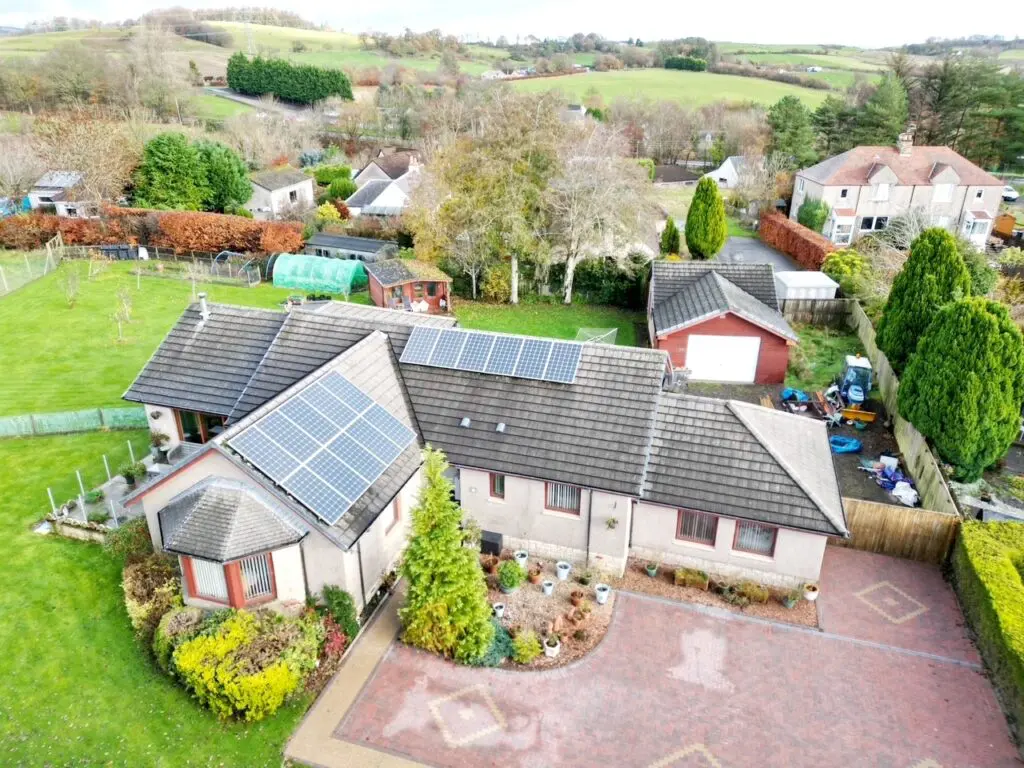 28 Mill Gardens Powmill Dollar FK14 7LQ