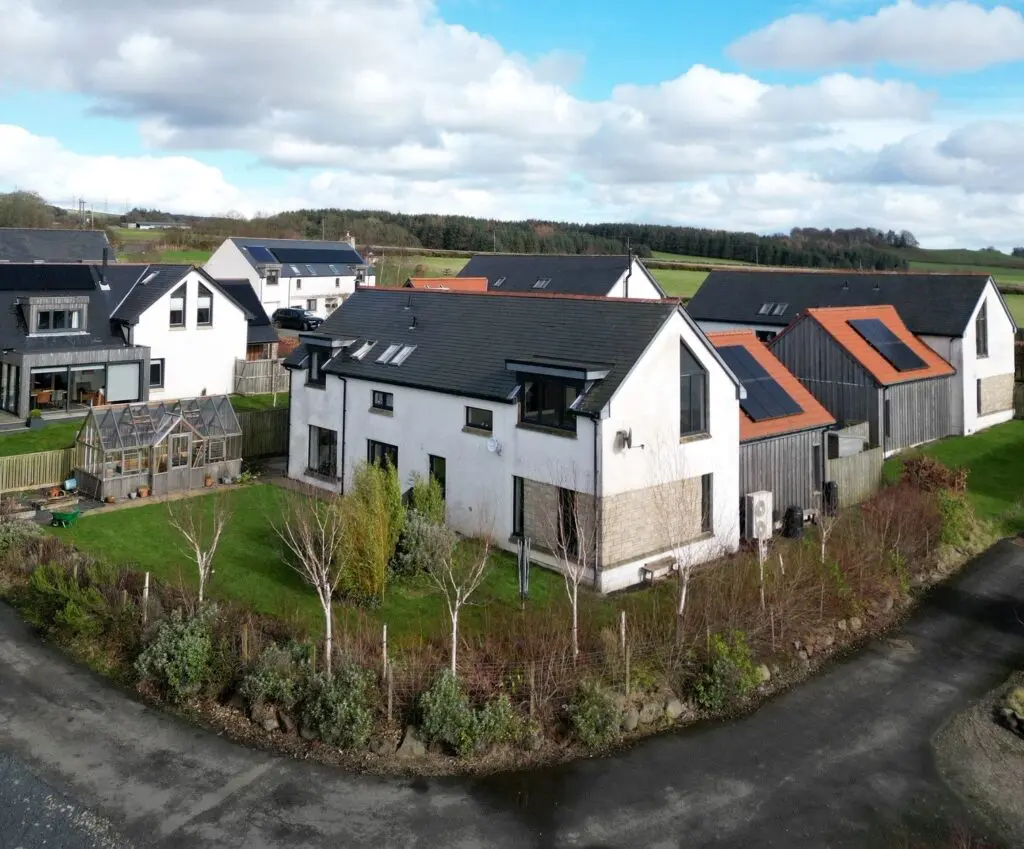 6, Netherhall Steadings, Milnathort, Kinross, KY13 0RL