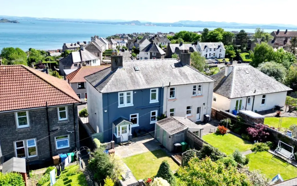 6 King’s Drive, Kinghorn, KY3 9XG