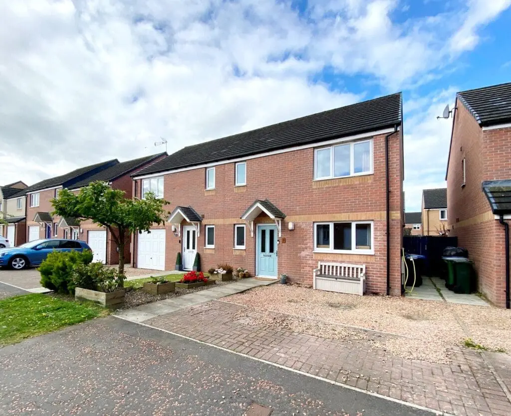 91 Dalwhamie Street Kinross KY13 8RG